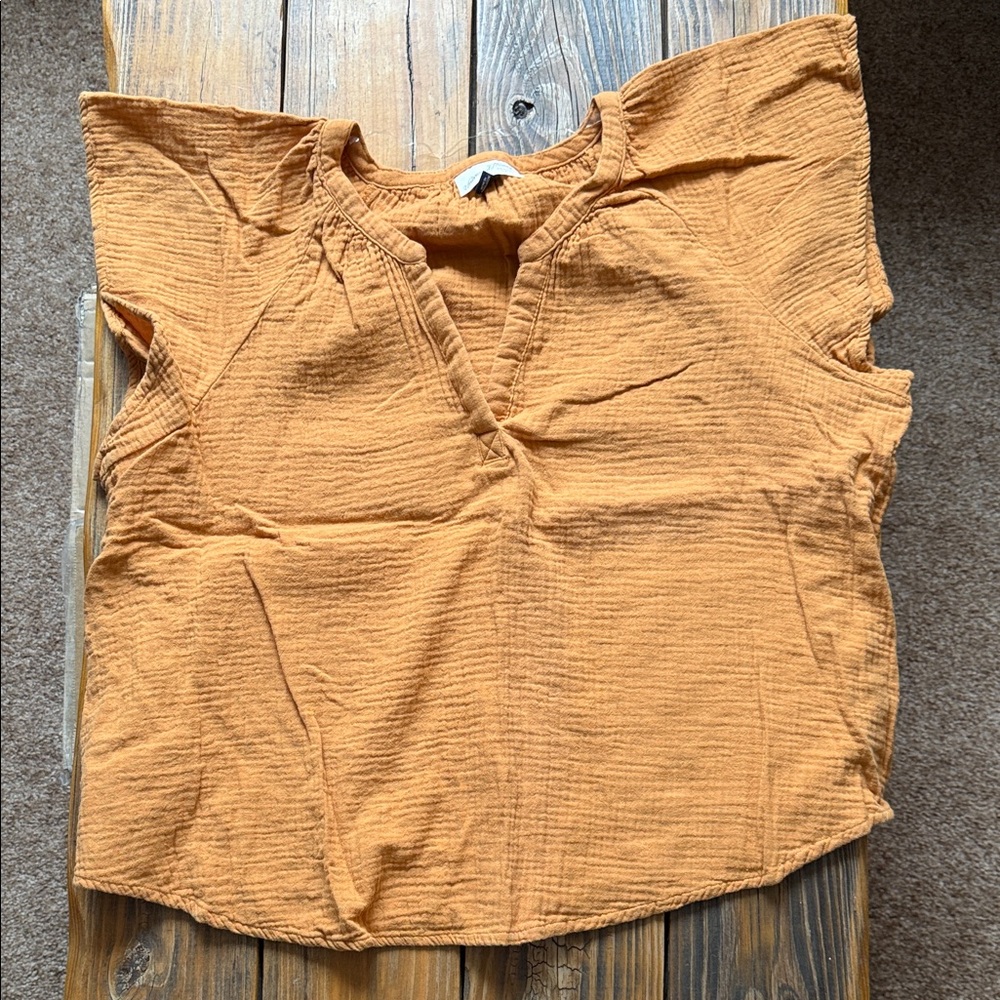 Universal Thread V-Neck Flutter Sleeve Top size XXL